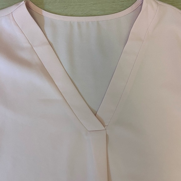 Blush Blouse - Picture 2 of 4